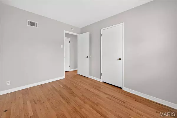 5540 Arthur AVE, St Louis, MO 63139