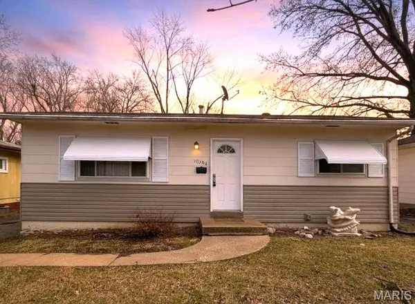 10504 Earl DR, St Louis, MO 63136