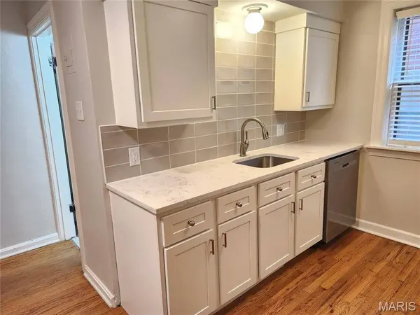 3404 Lawn AVE, St Louis, MO 63139