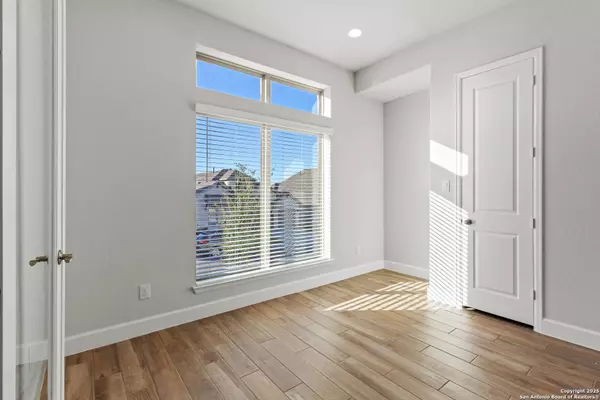 12335 Fort Duncan, San Antonio, TX 78245