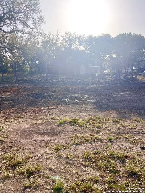 3389 Lakeview, Canyon Lake, TX 78133