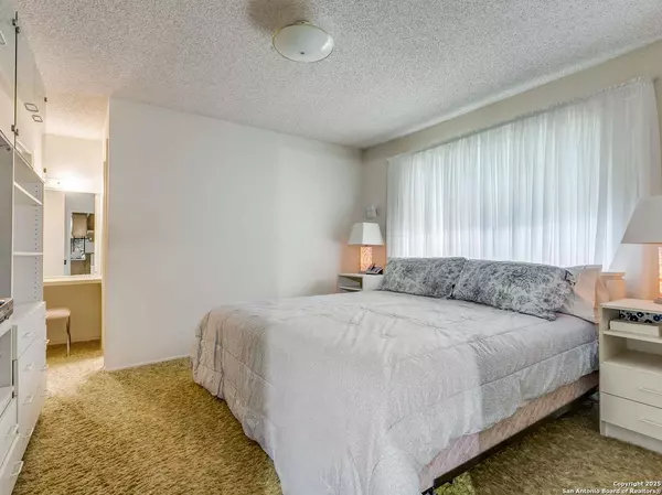 7003 Forest Moss, San Antonio, TX 78240