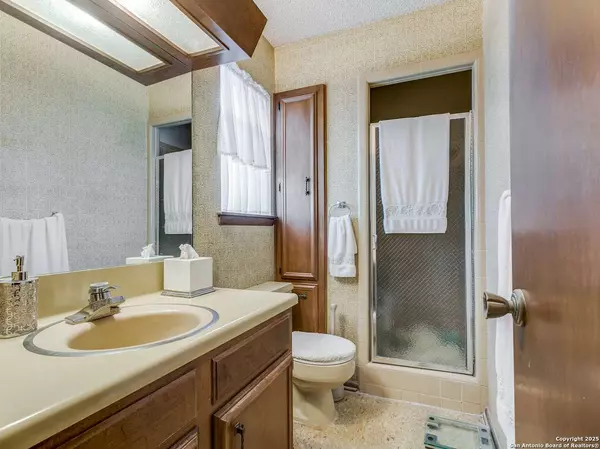 7003 Forest Moss, San Antonio, TX 78240