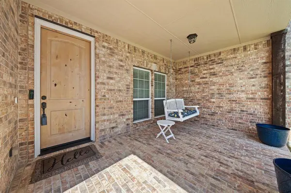 2840 England Parkway, Grand Prairie, TX 75054