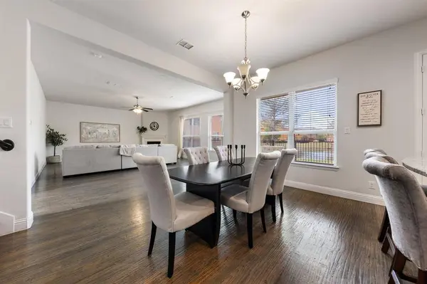 2660 Villa Di Lago #4, Grand Prairie, TX 75054