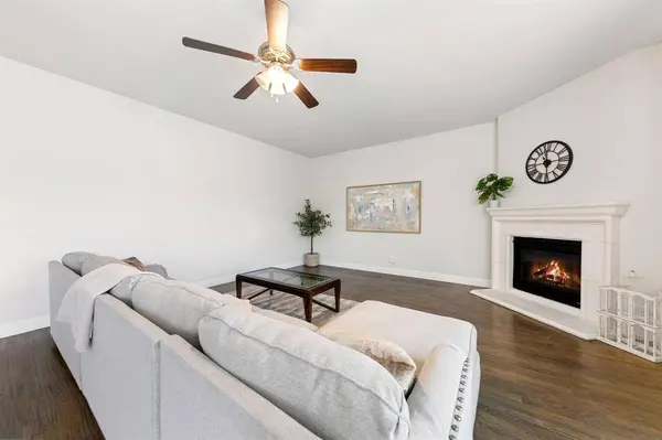 2660 Villa Di Lago #4, Grand Prairie, TX 75054