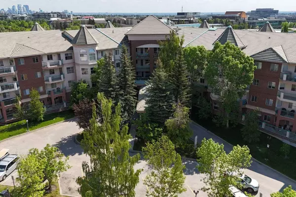 200 Lincoln WAY SW #321, Calgary, AB T3E7G7