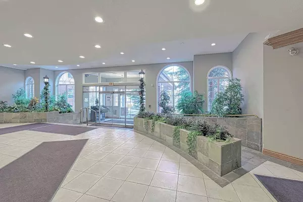 200 Lincoln WAY SW #321, Calgary, AB T3E7G7