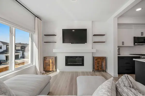 256 Heritage HTS, Cochrane, AB T4C 3A7