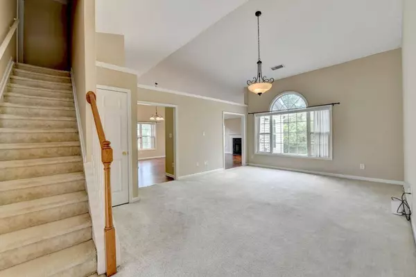 3865 Portico Run DR, Buford, GA 30519