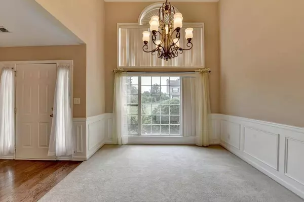 3865 Portico Run DR, Buford, GA 30519