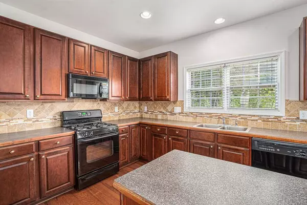 7280 Wright DR, Atlanta, GA 30349