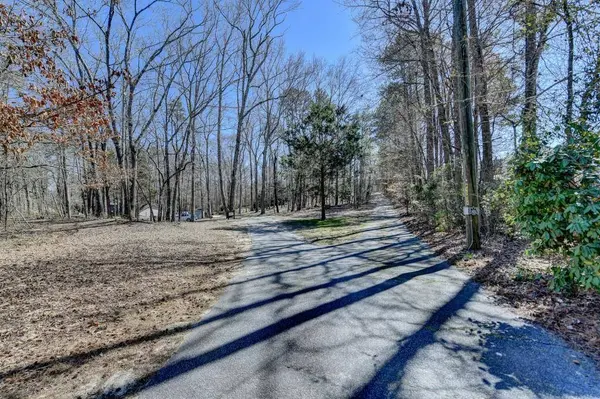 617 Rock Springs RD, Lawrenceville, GA 30043