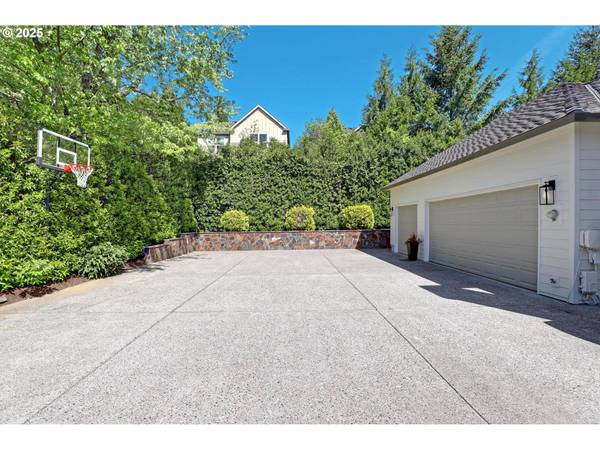 11535 NW MCDANIEL RD, Portland, OR 97229