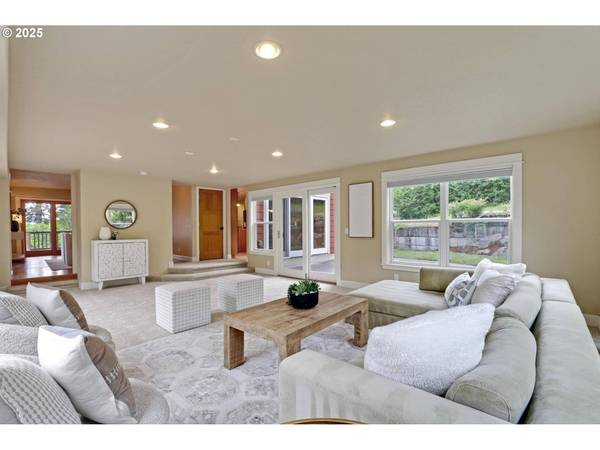 10455 NW LAIDLAW RD, Portland, OR 97229