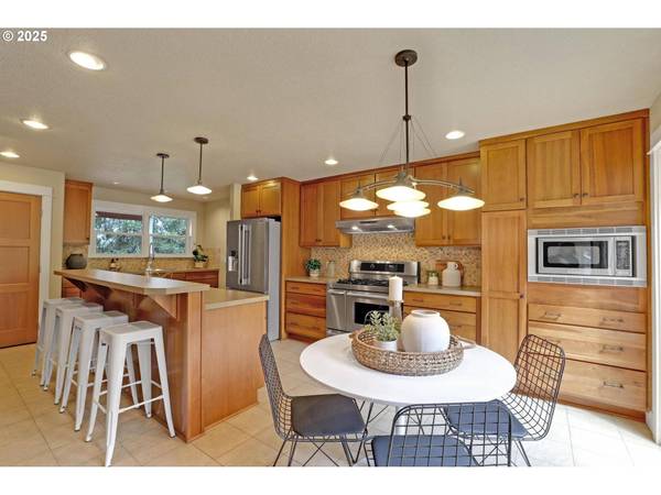 10455 NW LAIDLAW RD, Portland, OR 97229
