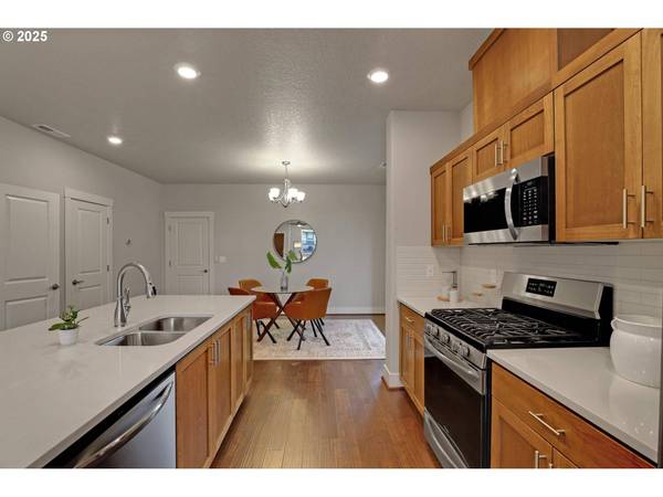 15118 NW COSMOS ST, Portland, OR 97229