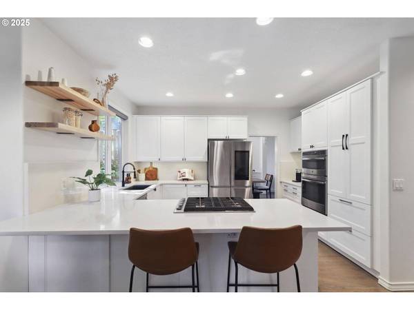 3840 NW LOY CT, Portland, OR 97229