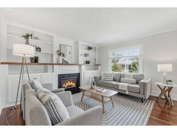 1902 N TERRY ST, Portland, OR 97217