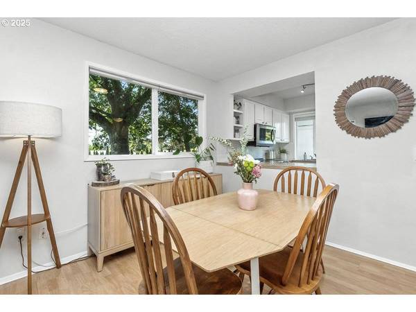12015 SW SUSSEX ST, Beaverton, OR 97008