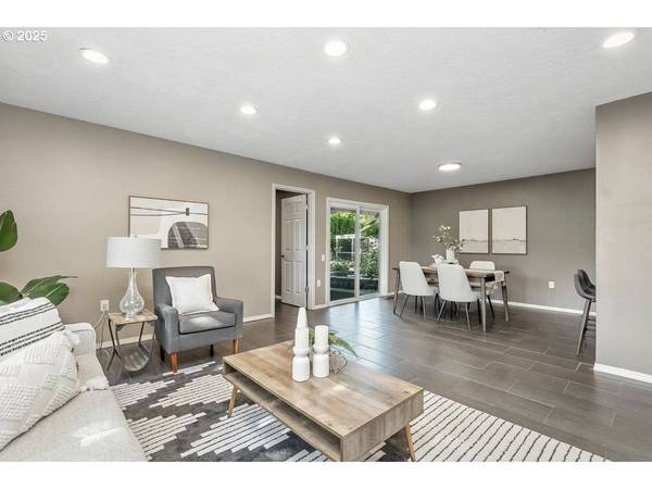 16175 SW ROYALTY PKWY, Portland, OR 97224