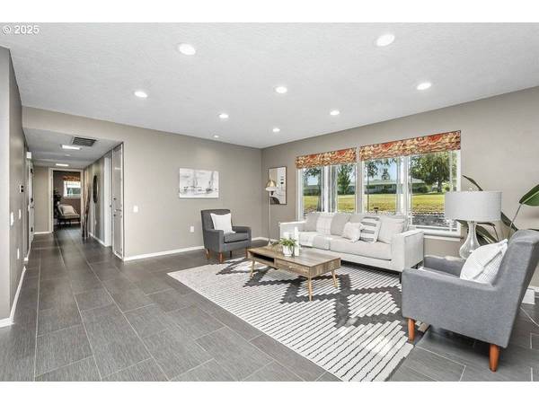 16175 SW ROYALTY PKWY, Portland, OR 97224
