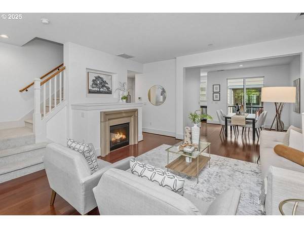 619 SW FORESTA TER, Portland, OR 97225