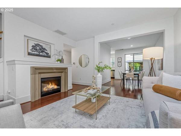 619 SW FORESTA TER, Portland, OR 97225