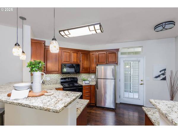 1110 NE 63RD WAY, Hillsboro, OR 97124
