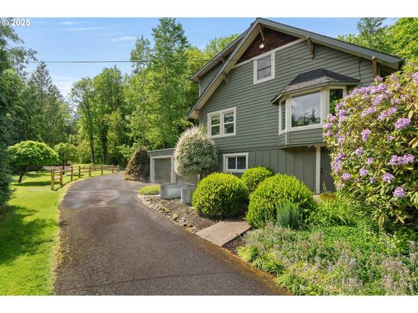 8427 NW SKYLINE BLVD, Portland, OR 97229