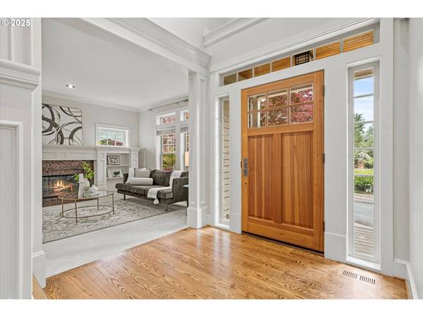 1206 NW MAYFIELD RD, Portland, OR 97229