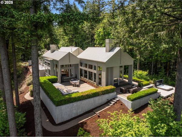 4140 NW THUNDER CREST RD, Portland, OR 97229