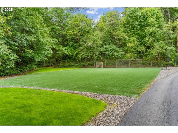4140 NW THUNDER CREST RD, Portland, OR 97229