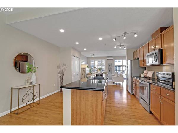 679 NW 118TH AVE #104, Portland, OR 97229