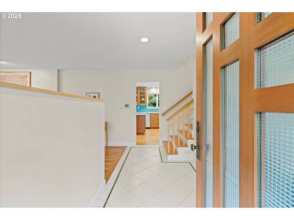 2840 SW 103RD AVE, Portland, OR 97225
