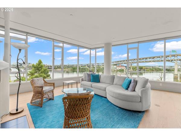 1900 S RIVER DR #N402, Portland, OR 97201