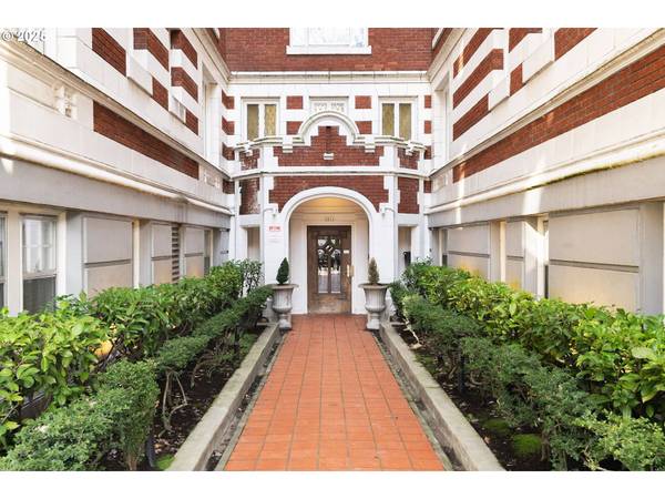 1811 NW COUCH ST #506, Portland, OR 97209