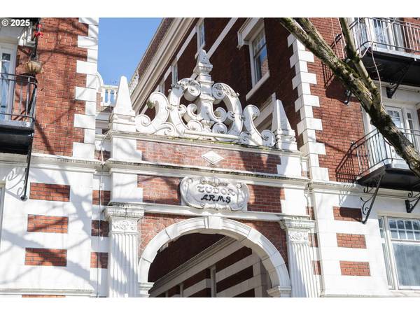 1811 NW COUCH ST #506, Portland, OR 97209