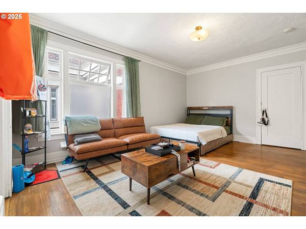 1811 NW COUCH ST #506, Portland, OR 97209