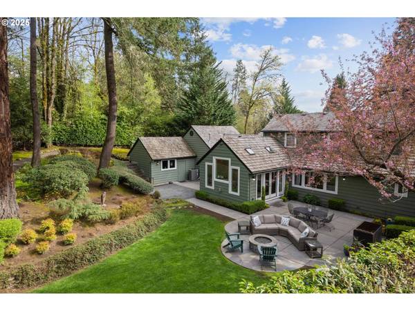 2735 GLEN EAGLES RD, Lake Oswego, OR 97034