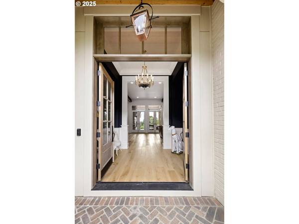 26817 SW CADE LN, West Linn, OR 97068
