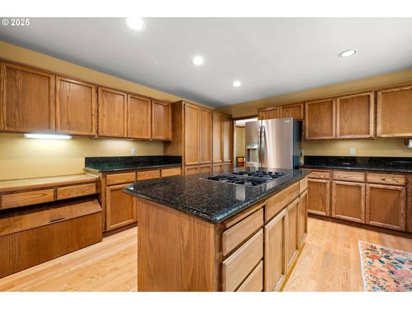 11170 SW EDEN CT, Tigard, OR 97223