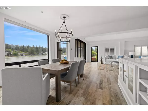 151 3RD ST, Lake Oswego, OR 97034