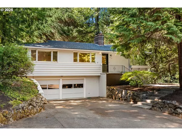 910 YORK RD, Lake Oswego, OR 97034