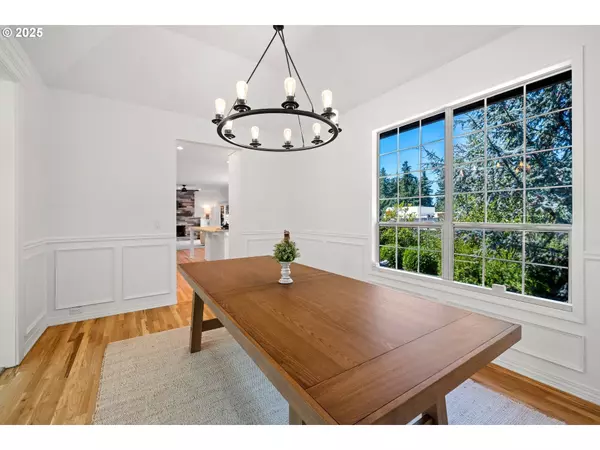 6135 CHEYENNE TER, West Linn, OR 97068