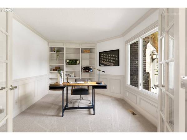 5104 HASTINGS CT, Lake Oswego, OR 97035