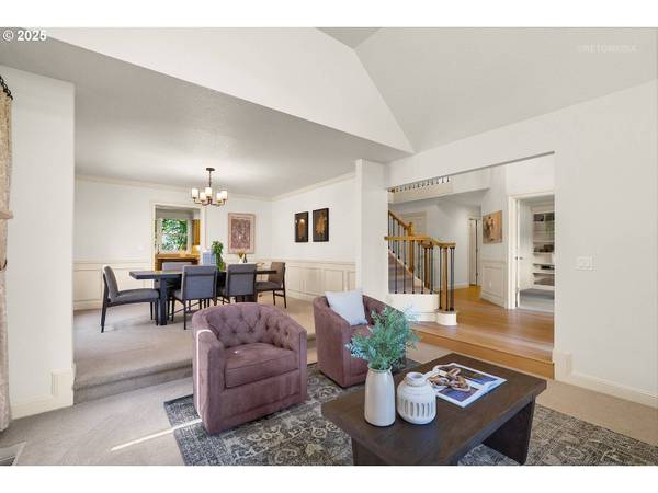 5104 HASTINGS CT, Lake Oswego, OR 97035