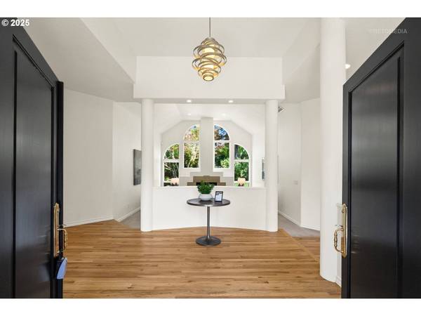 4573 NW 147TH AVE, Portland, OR 97229