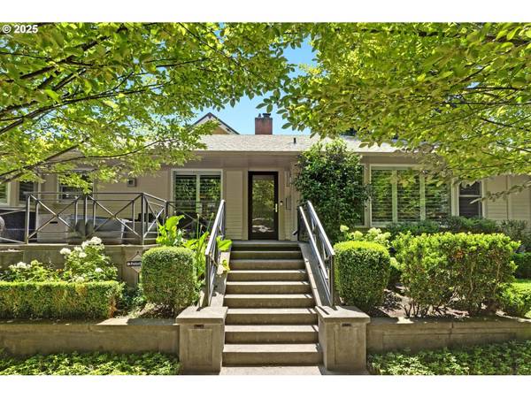2324 NE THOMPSON ST, Portland, OR 97212