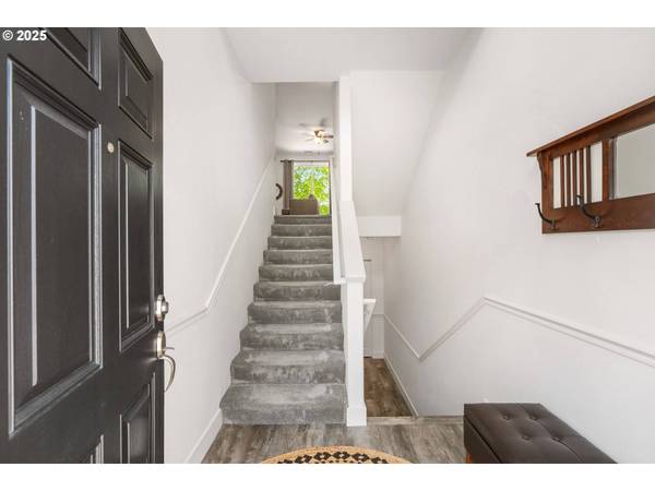 13285 SW KINGSTON PL, Portland, OR 97223